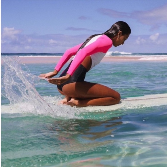 Beach Riot Bethany Rash Guard Swimsuit in Black Pink Colorblock size Large - Picture 7 of 14